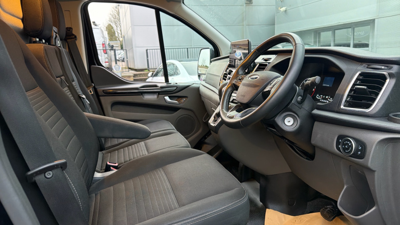 Ford Transit Custom 280 L1 Diesel Fwd 2.0 EcoBlue 130ps Low Roof Limited Van Auto